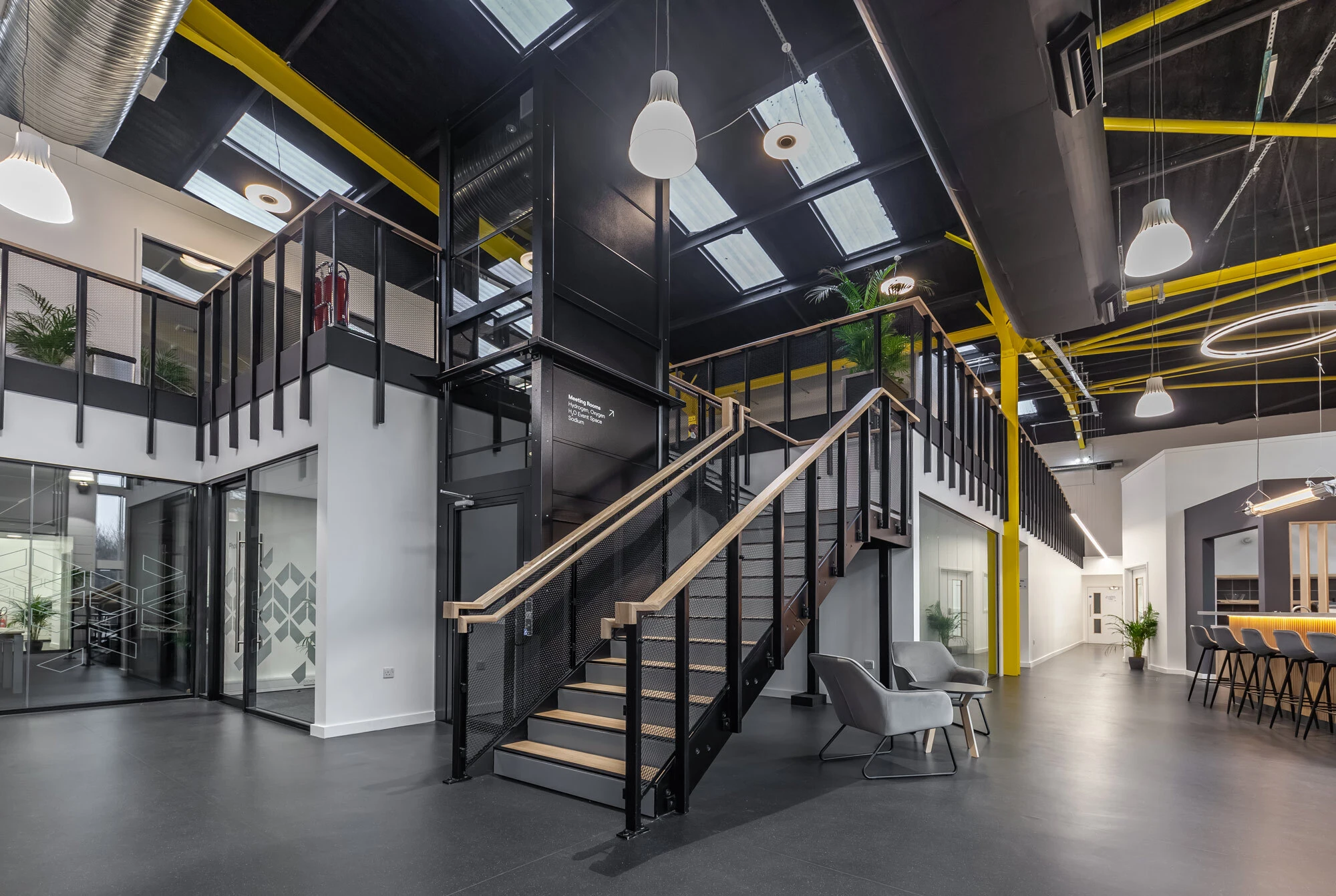 Unit DY, Bristol – Science Creates