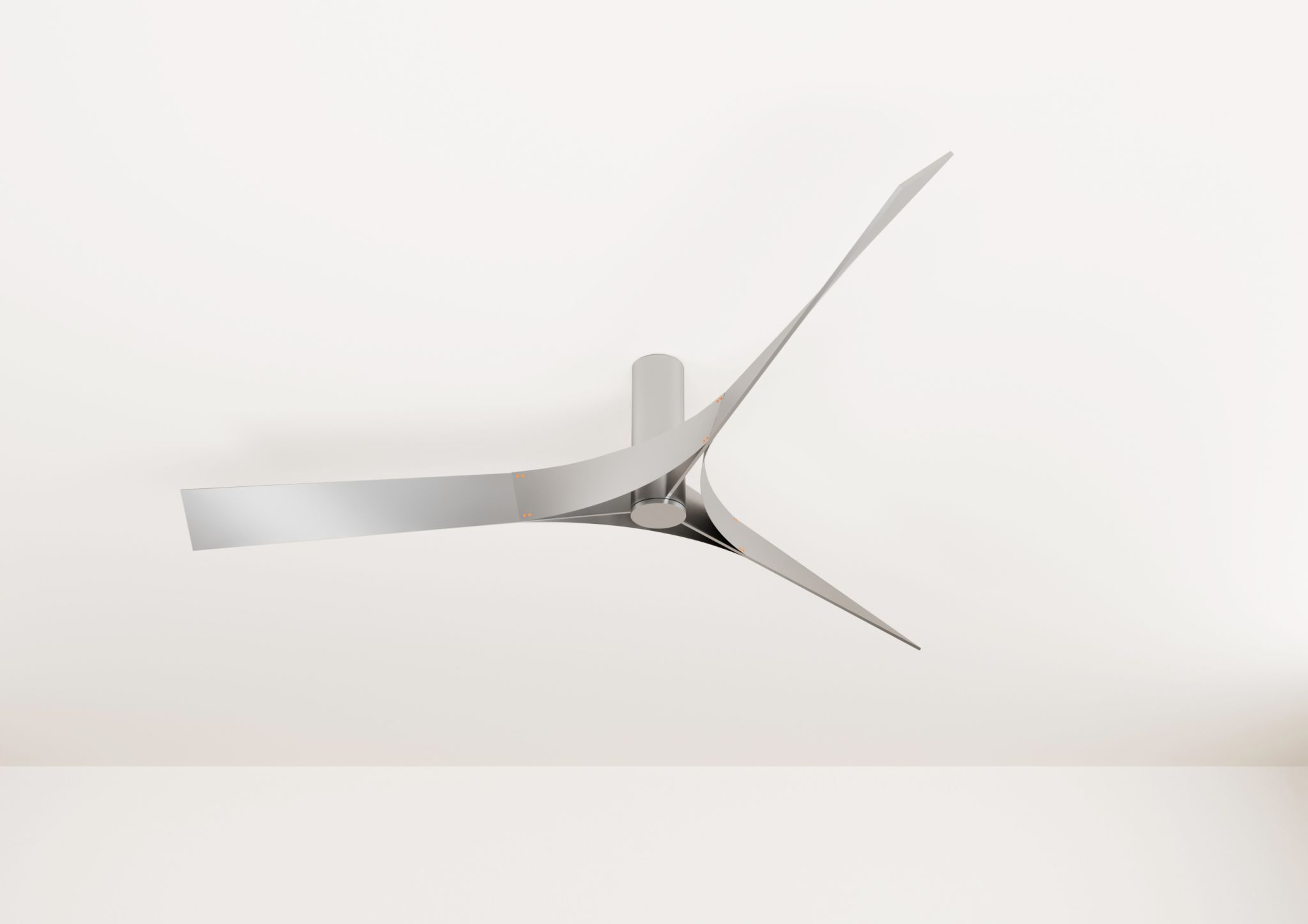 Minimalist modern ceiling fan with three sleek, curved metallic blades mounted on a white ceiling. Leroy Merlin ceiling fan ventilateur design innovation Laure Mimram