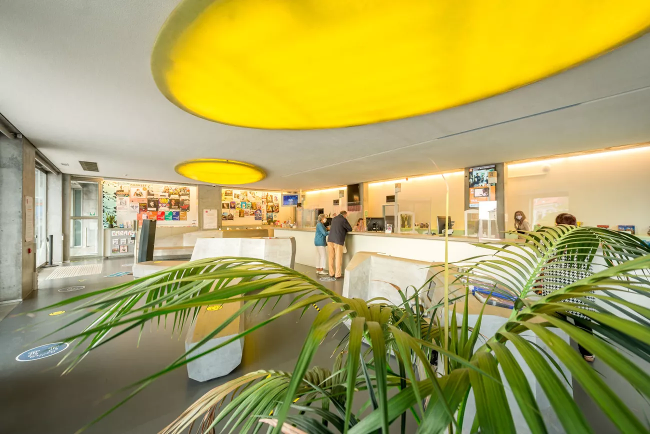 De receptieruimte bij In&Uit Brugge