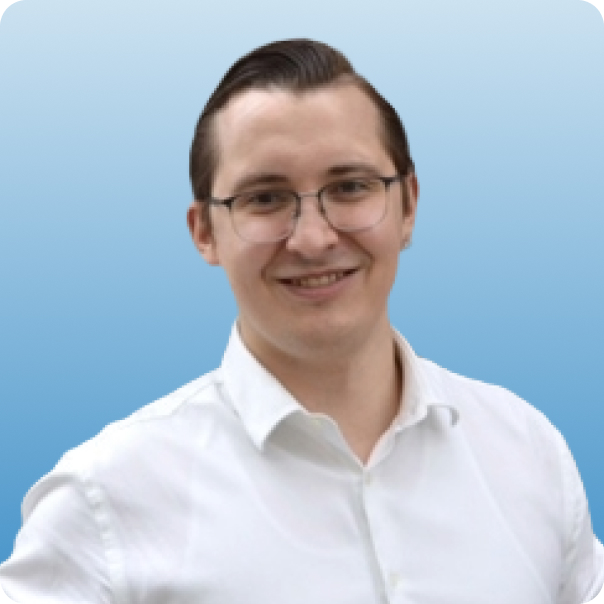 Mackenzie Rhodes, Therapia physiotherapist