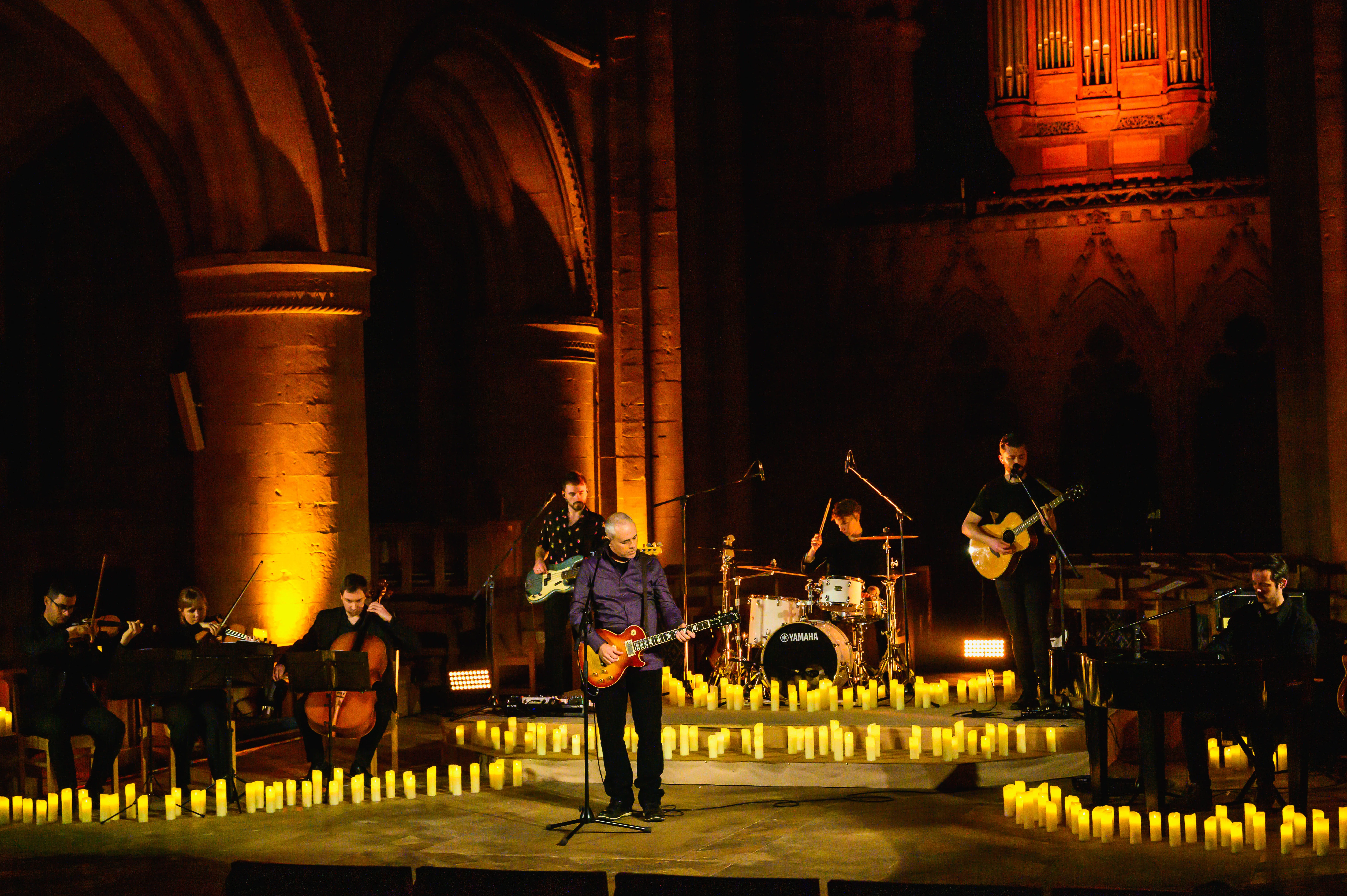 Dire Straits by Candlelight – Iconic Music in an Immersive Setting