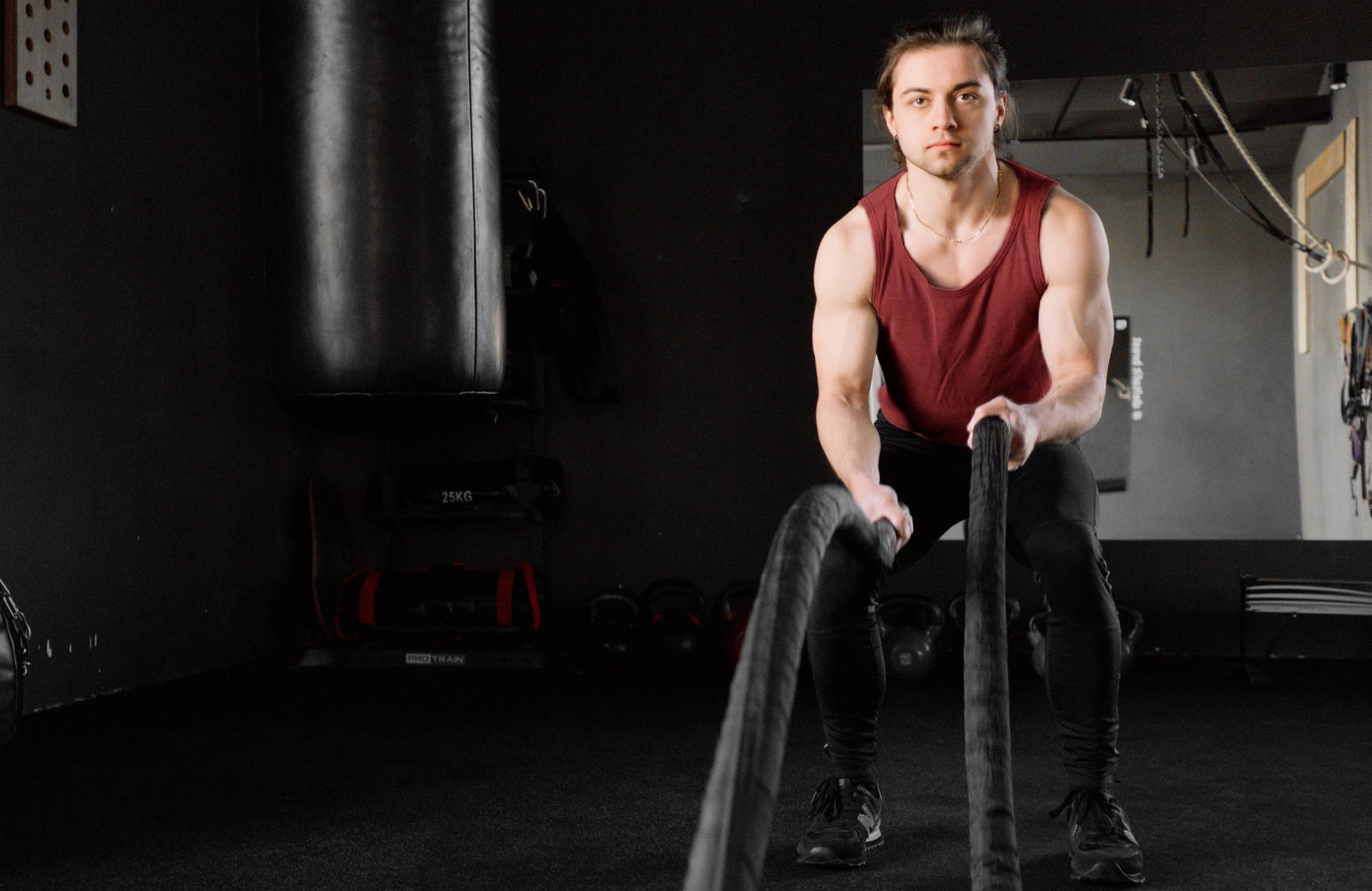 Using ropes to increase your core strength