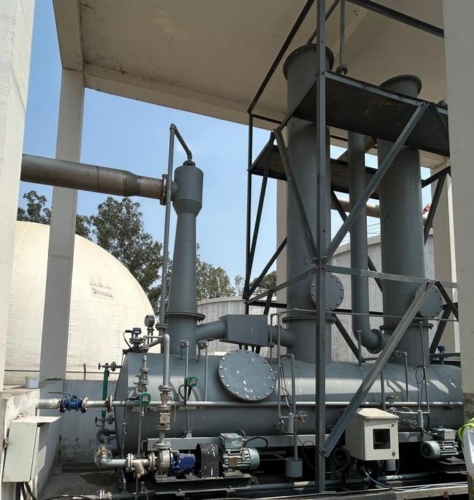 Turnkey biogas system for Delhi Jal Board, transforming digester gas into clean fuel.