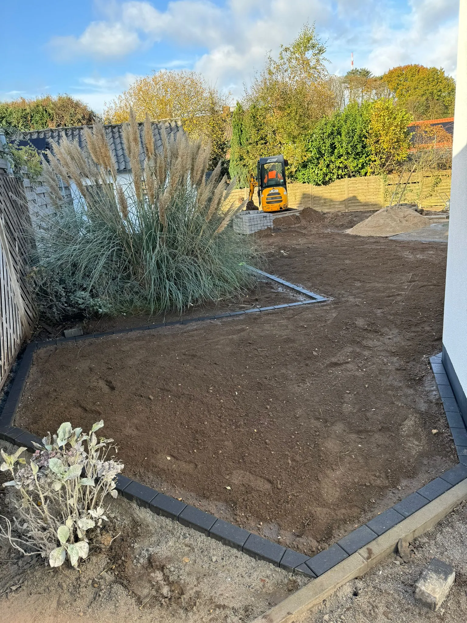 Gartenneugestaltung mit Pampasgras
