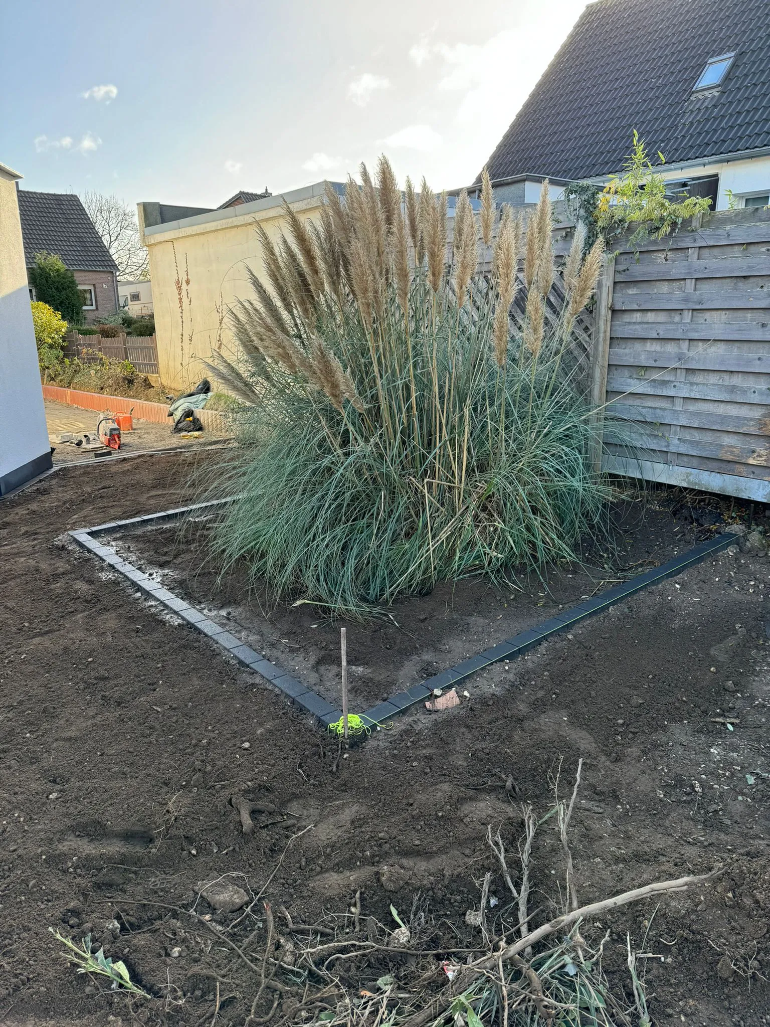 Gartenneugestaltung mit Pampasgras