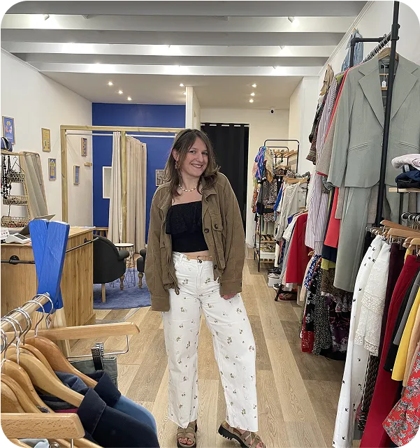 Une photo de Kelly la gérante du magasin