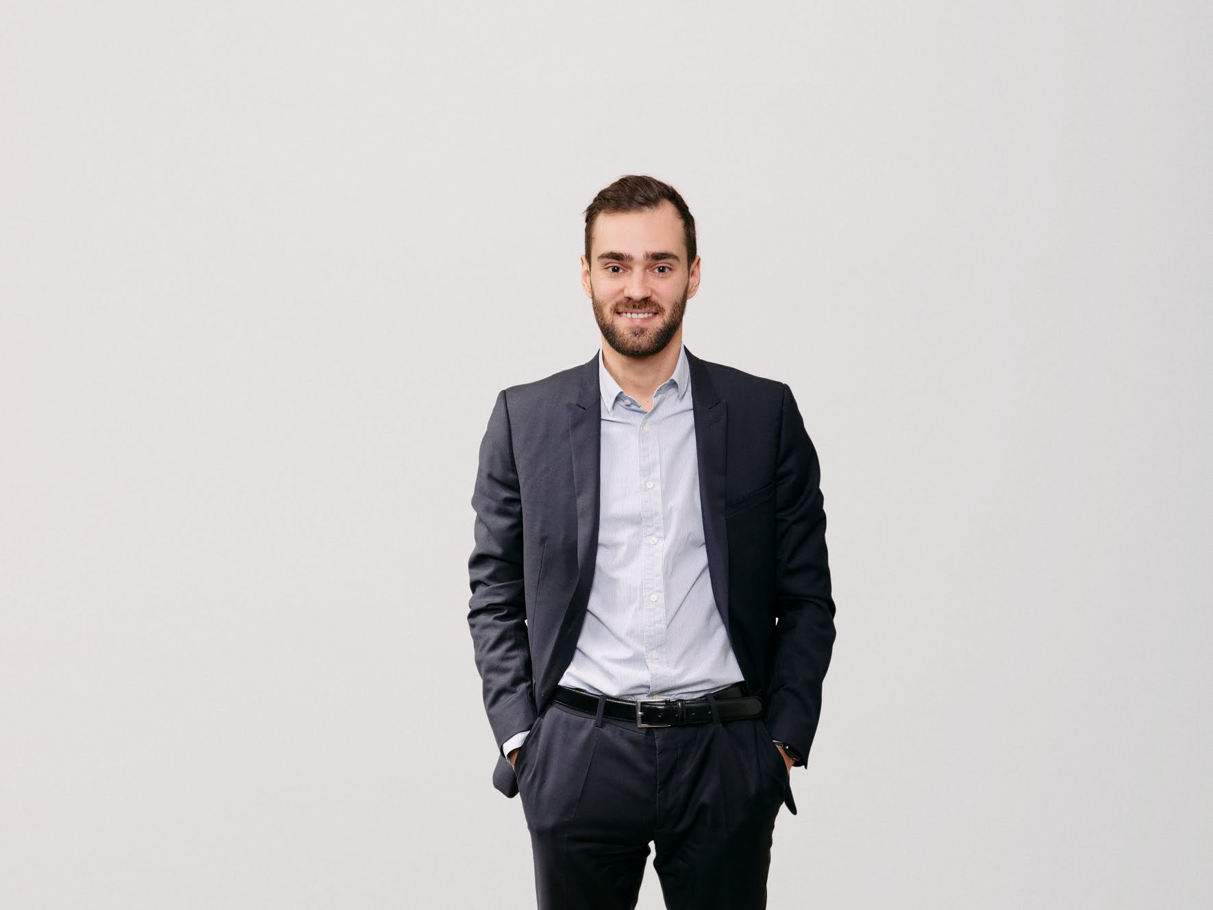 Arthur CHEVILLOTTE, Associate – Investor Relations