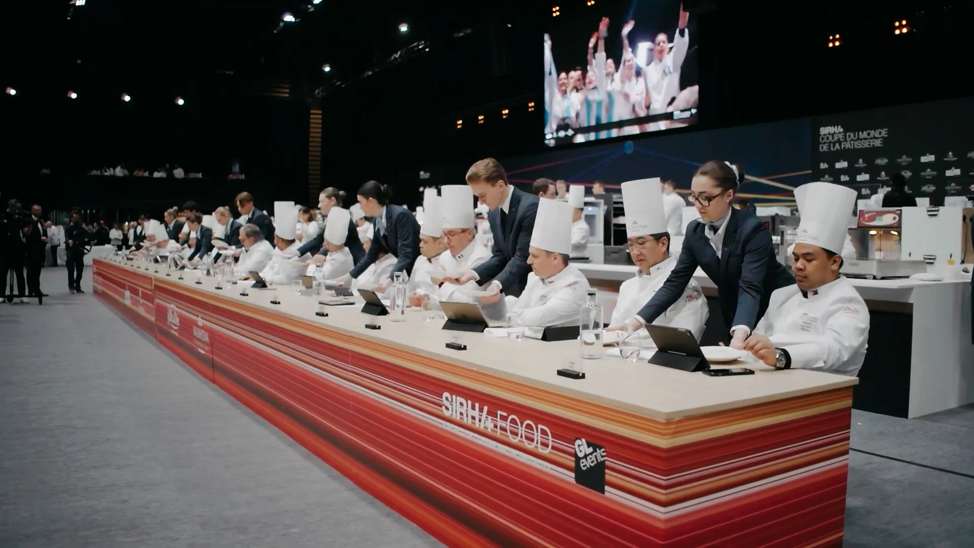 Jury som bedömmer vid ett tidigare mästerskap