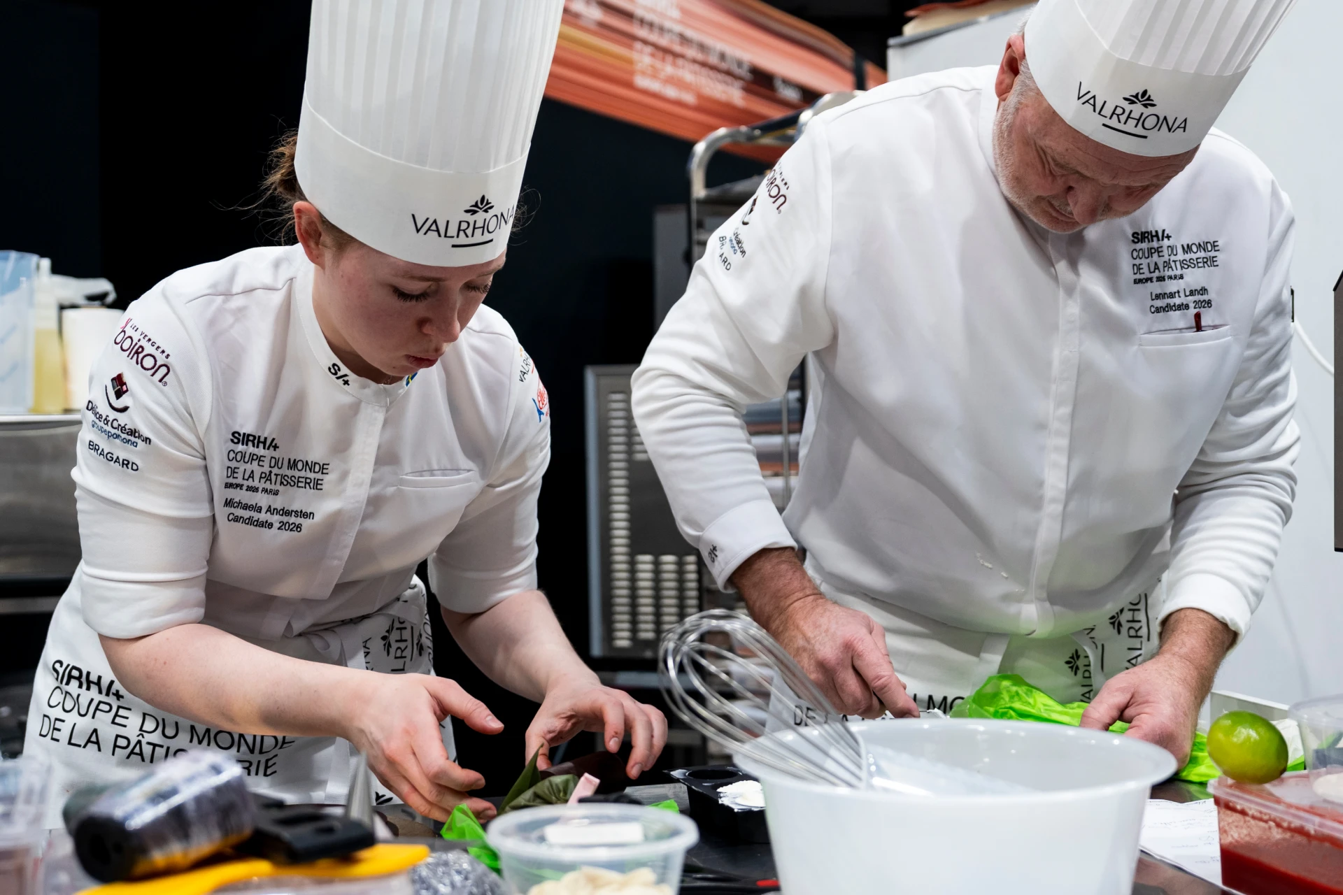 Michaela Andersten och Lennart Landh arbetar under europeiska kvalet