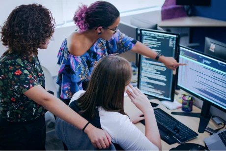 photo of vinta's development  team 