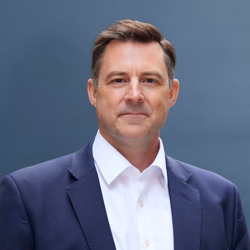 Portrait of Stuart Cummins