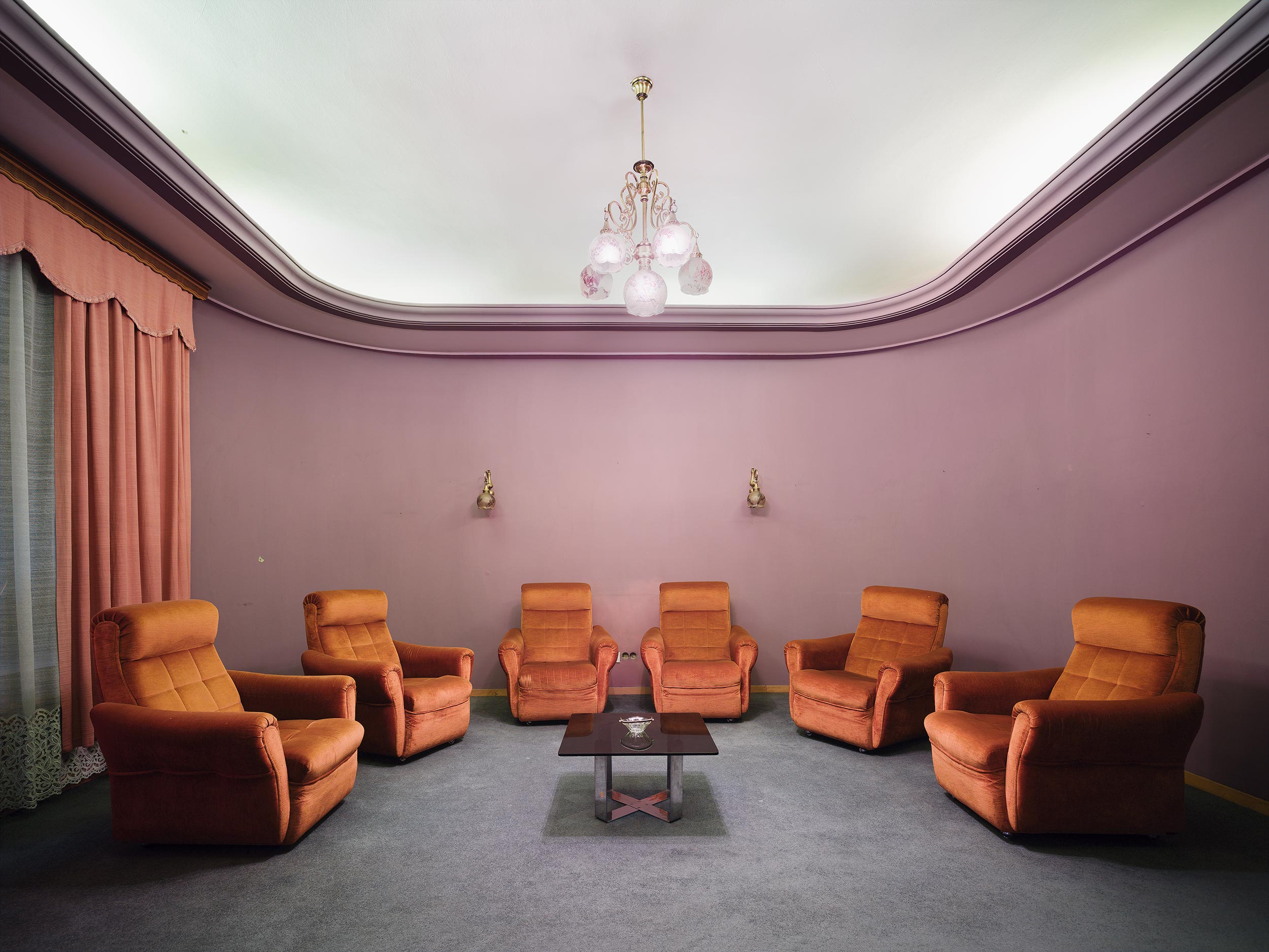 A Dictator's Home - Inside Enver Hoxha's Vila 31