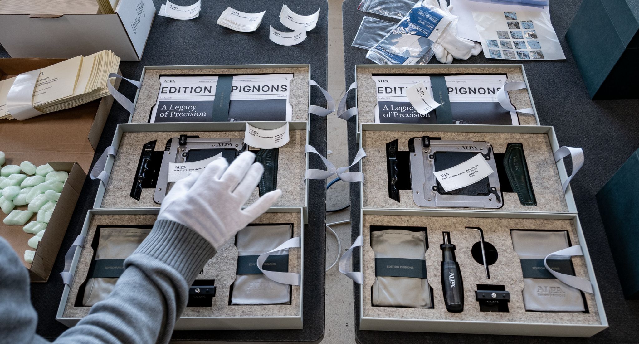 Behind the scenes: The Limited EDITION PIGNONS