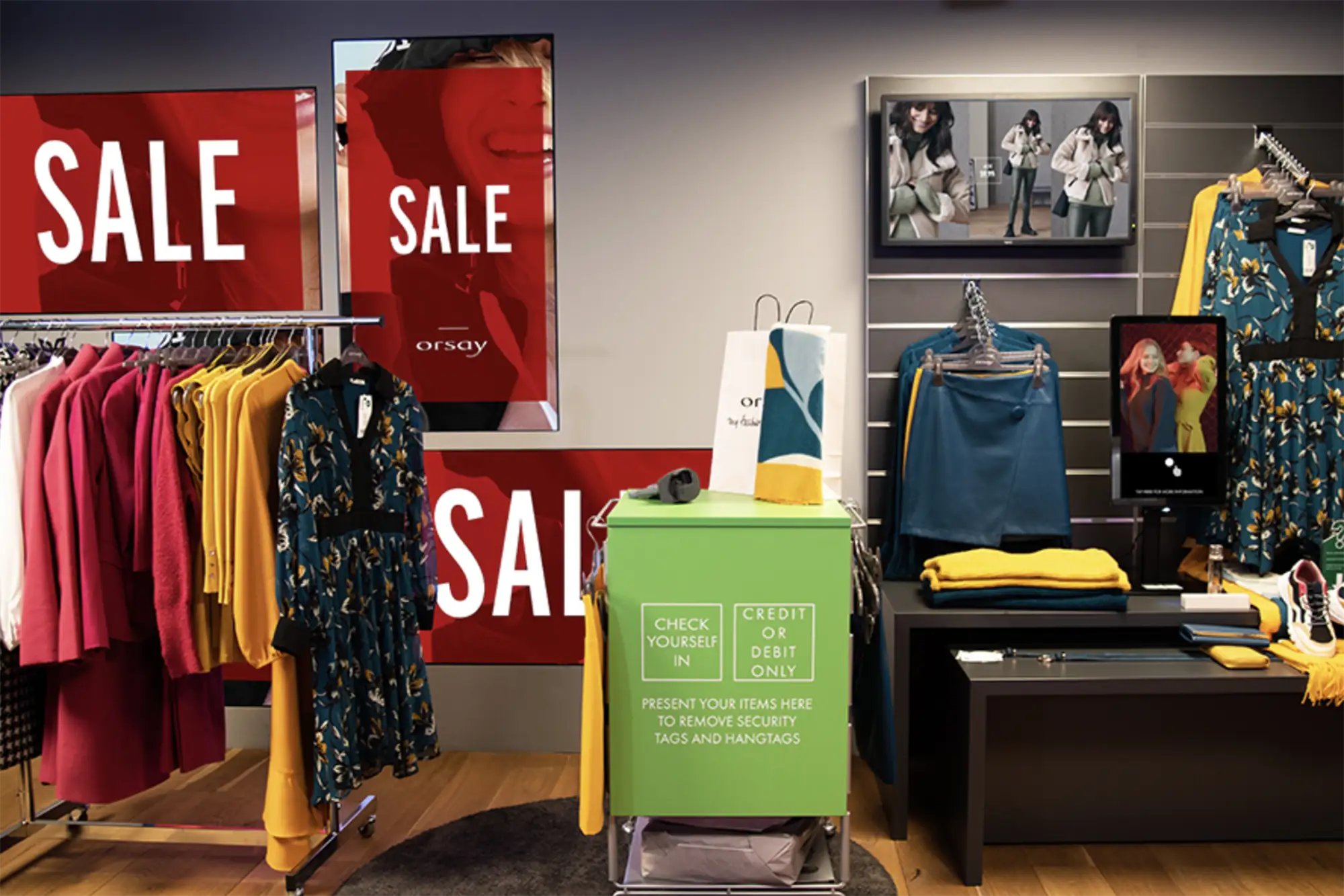 Digital Signage Showroom der Bütema AG