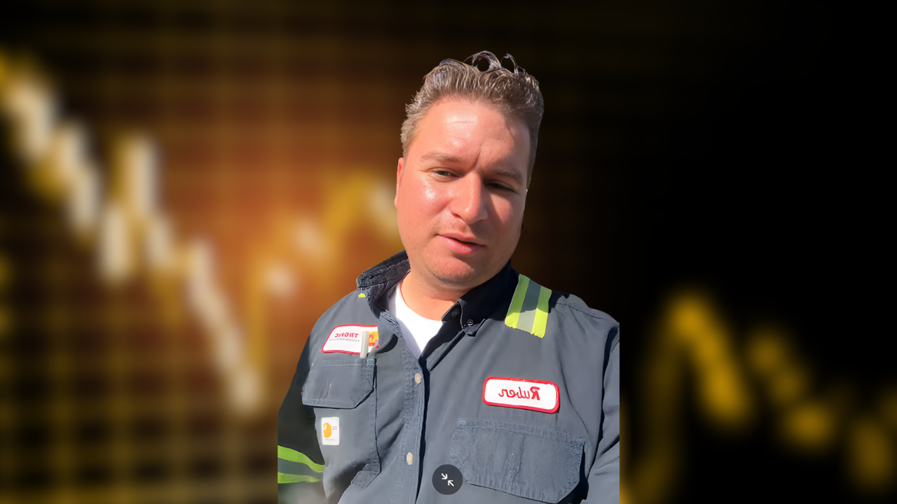 Ruben trabaja 14 horas al día… y aun así gana $600 con trading