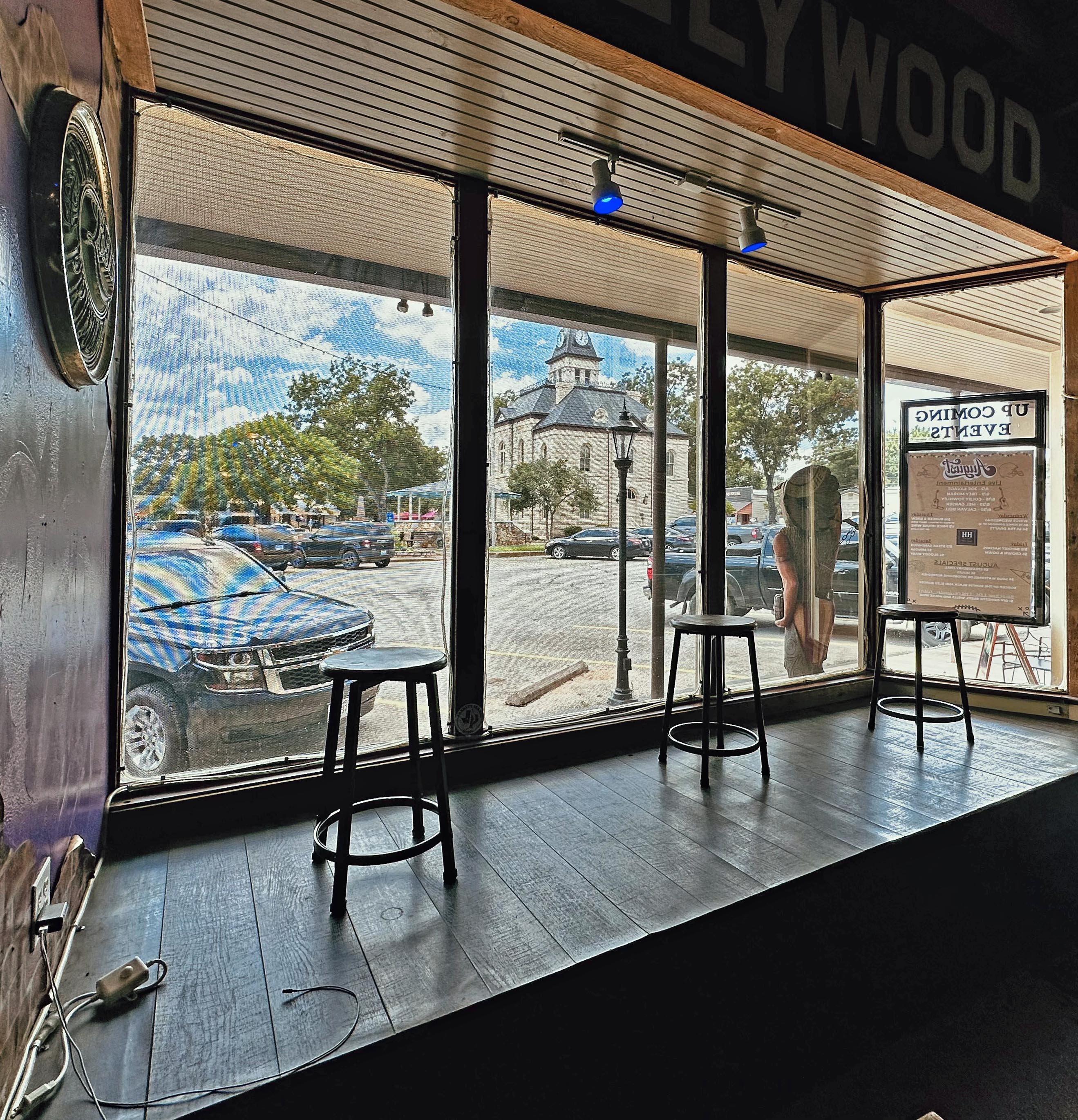 image of common sitting area (for a bed & breakfast)