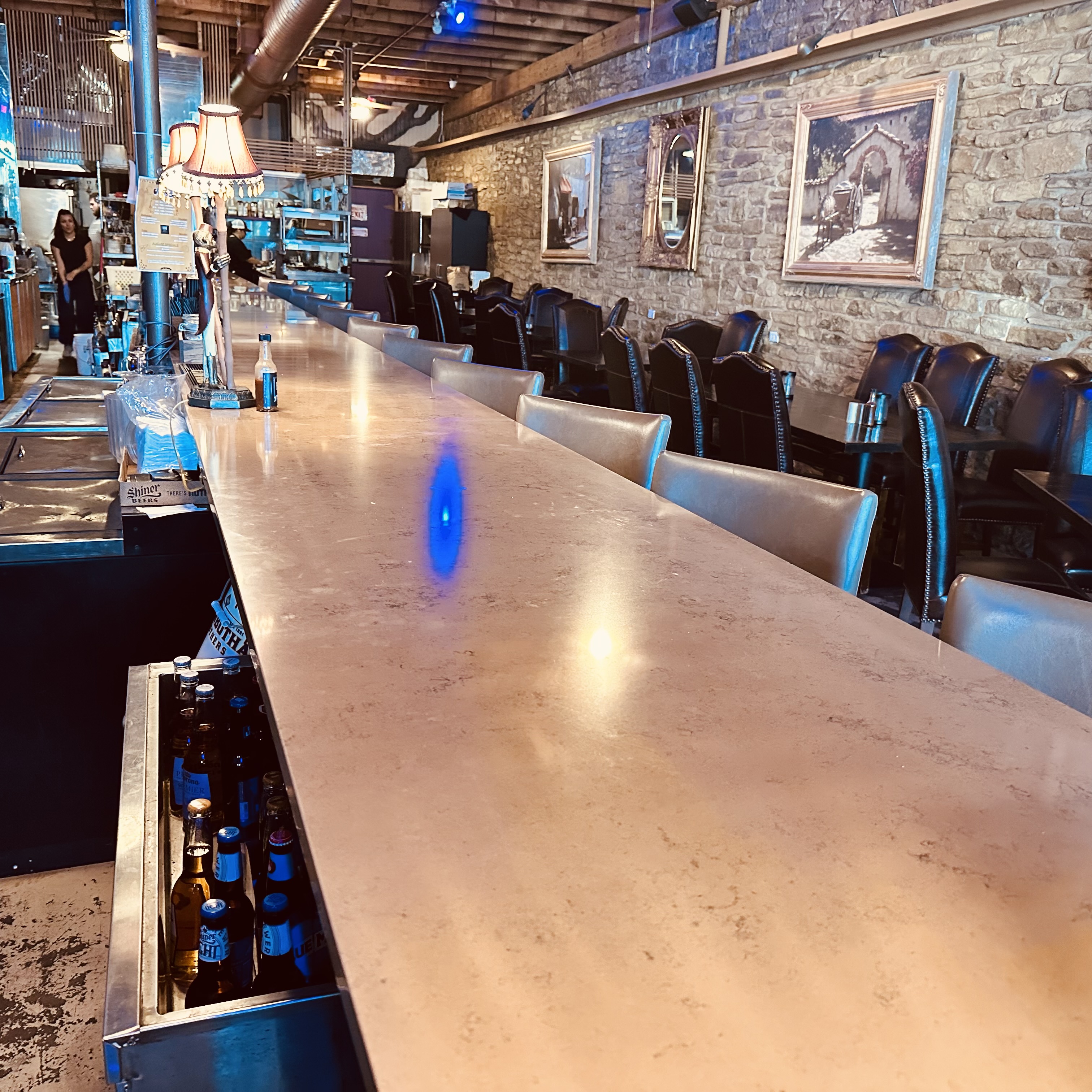 [background image] image of restaurant interior(for a modern restaurant)