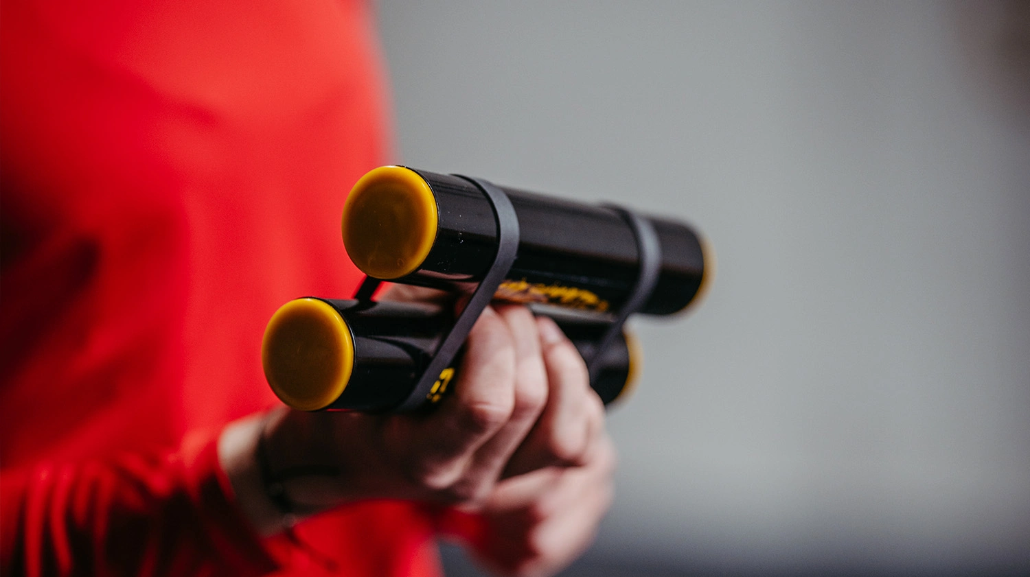 Blick in den Poolz Athletics Mitgliederbereich: Mark Stettinger und seine Community trainieren mit Rip Sticks, tauschen Erfahrungen aus und fördern gemeinsam Kraft, Mobilität und Performance.