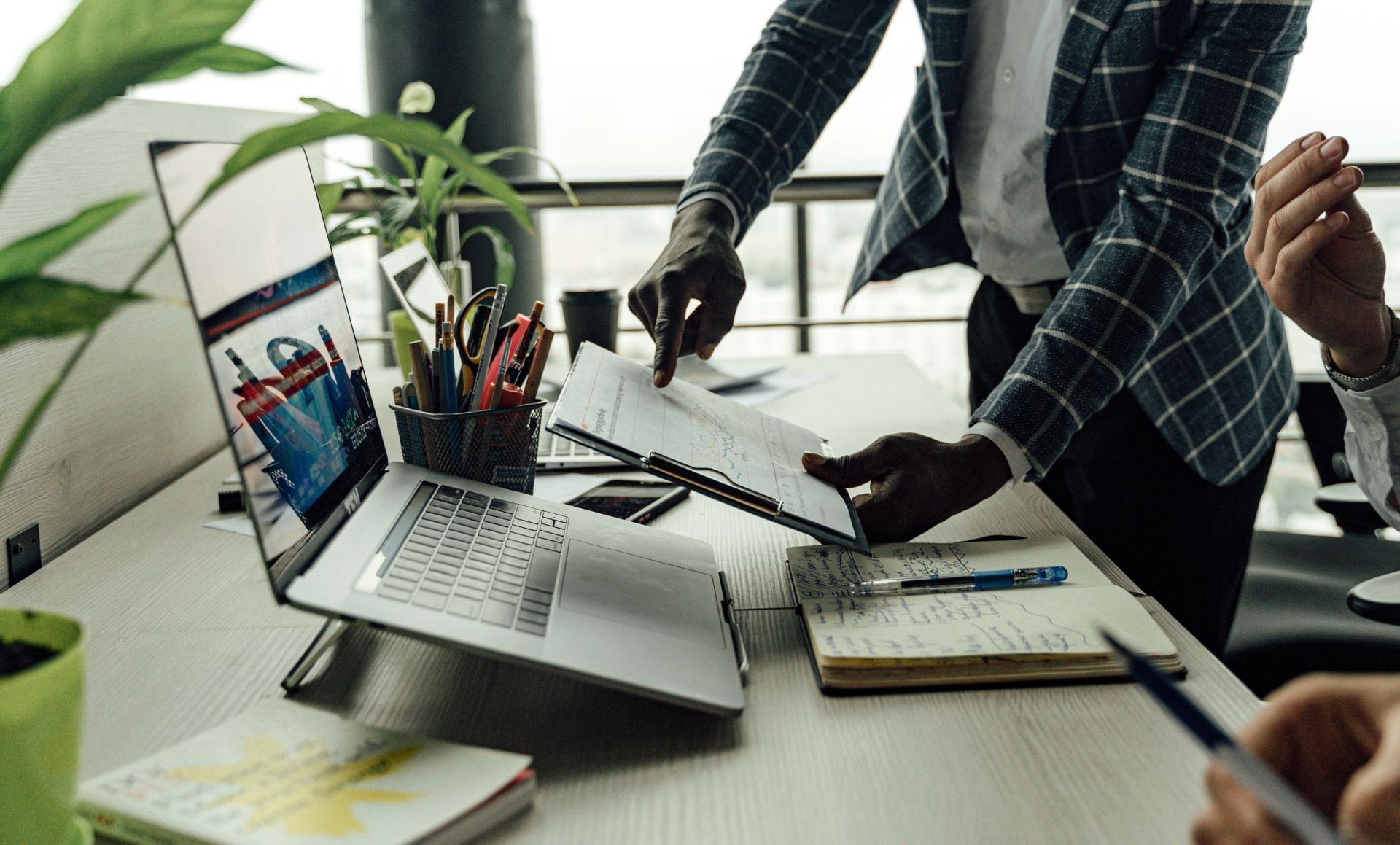 Top 6 CPQ features that shorten quote-to-cash
