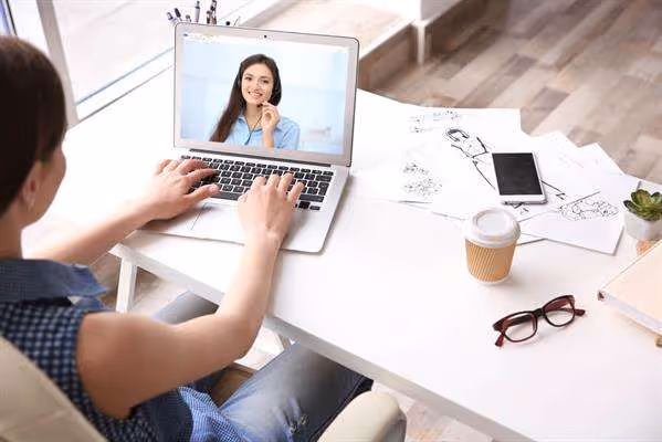 Multilingual Support with a Virtual Receptionist