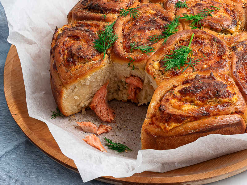 Aoraki Pōhutukawa Hot Smoked Salmon pull-apart bread with herbs