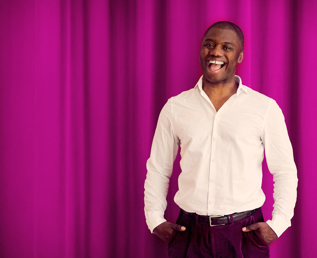 José Londji lächelt freundlich in die Kamera