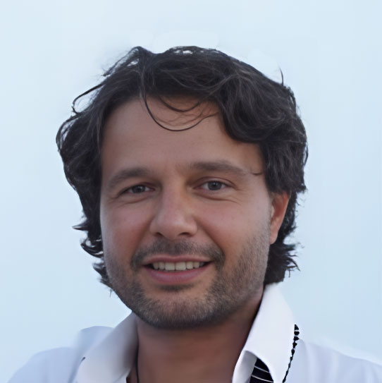 Porträtfoto eines Kunden im Erfahrungsbericht