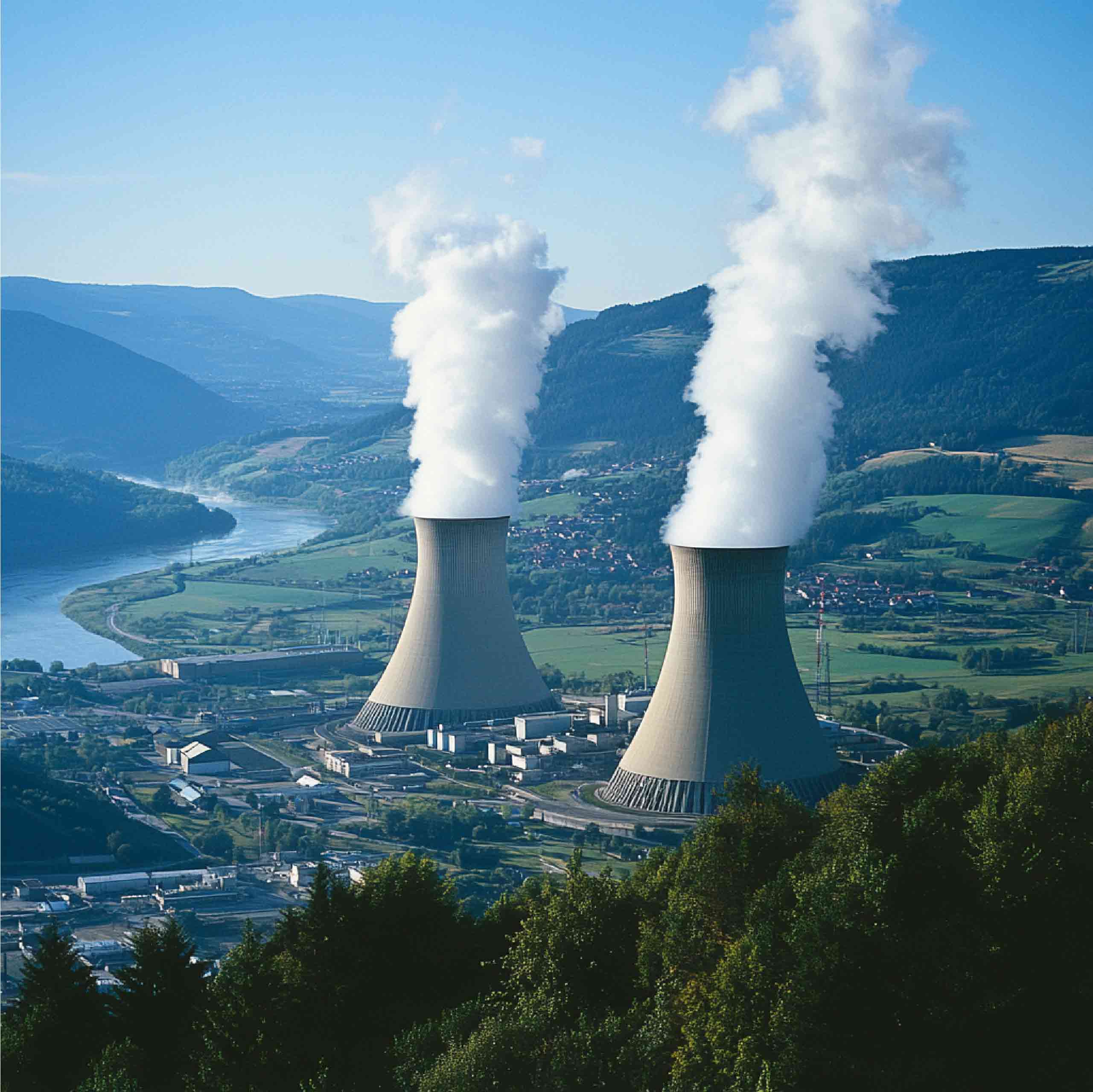 Centrale nucléaire avec tours de refroidissement – plaques et étiquettes techniques HD Signalétique