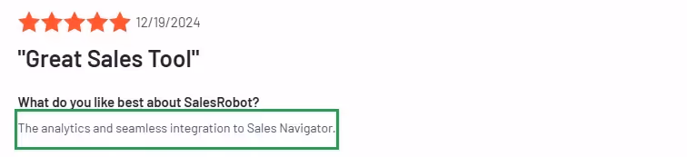 Five-star review of SalesRobot highlighting its analytics and seamless integration with Sales Navigator.