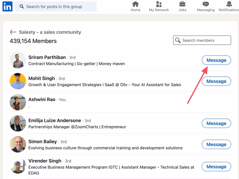 Message people in LinkedIn group