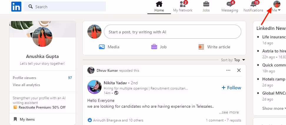 'Me' option on LinkedIn home page.