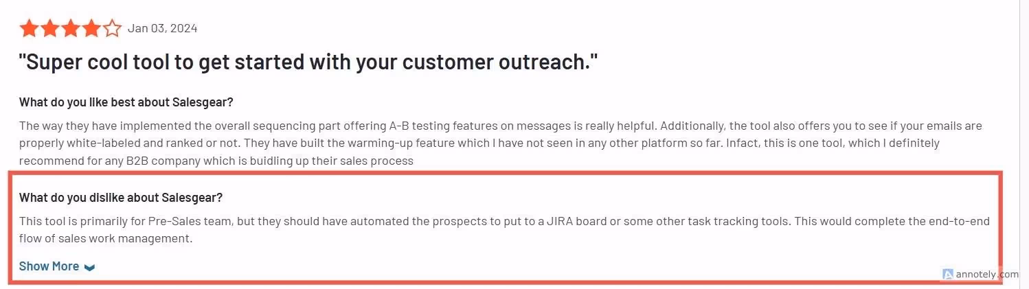 Positive review of Salesgear, highlighting its sequencing features and A/B testing capabilities.