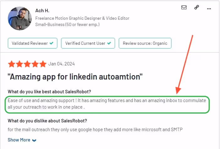 screenshot showing positive customer review for salesrobot on G2.