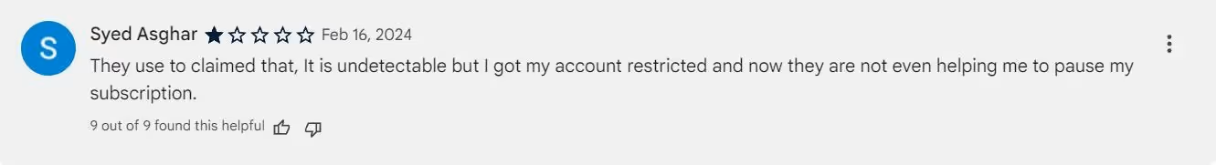 Negative user review of Waalaxy saying the automation platform got their account suspended