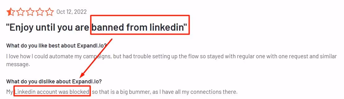 A user review highlighting the risk of being banned from LinkedIn while using Expandi.