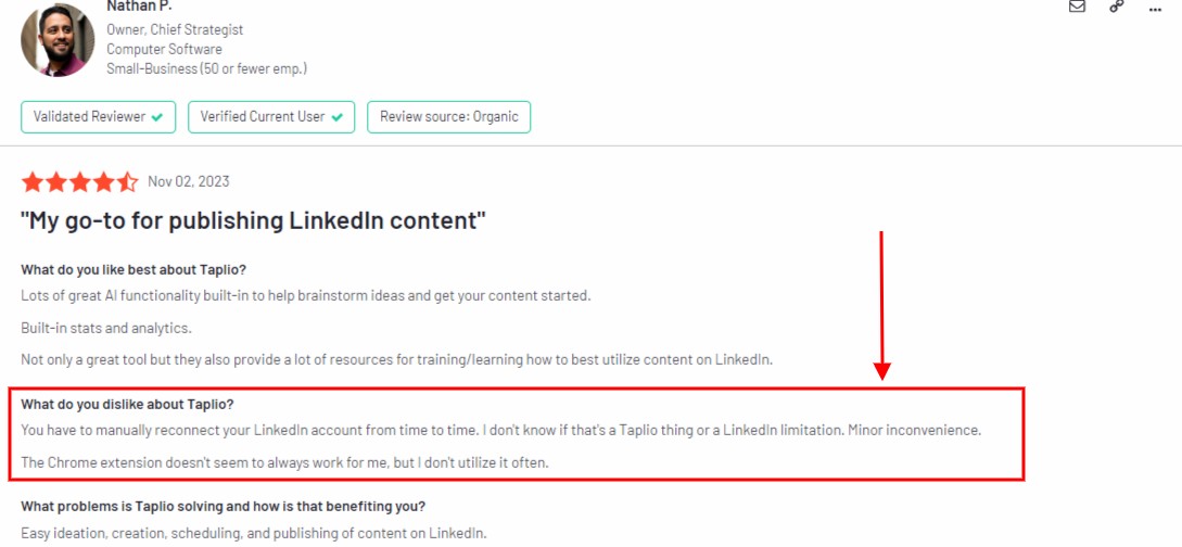 A review stating dislikes about Taplio, mentioning manual LinkedIn reconnection and issues with the Chrome extension.