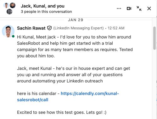 Example of making introductions in a LinkedIn message
