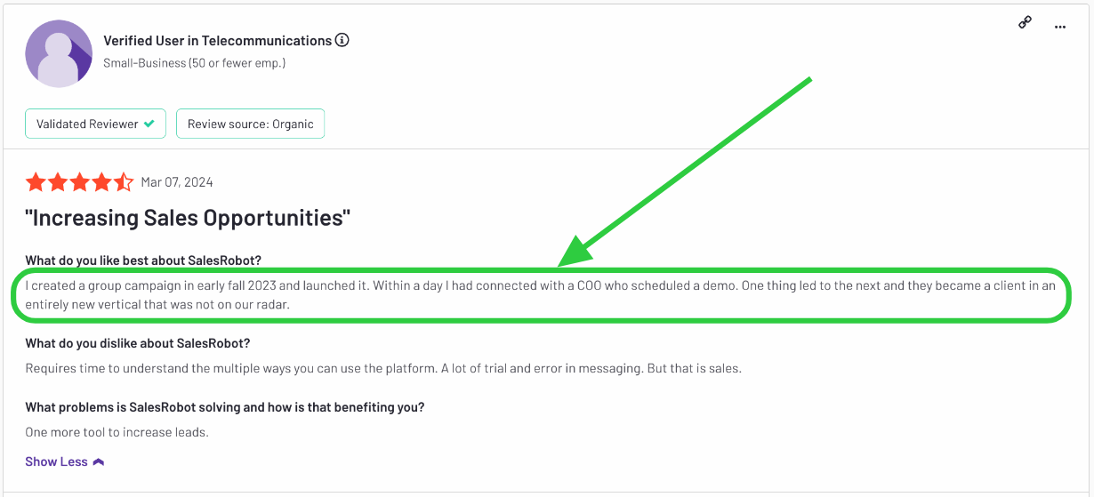 Positive review highlighting that SalesRobot works