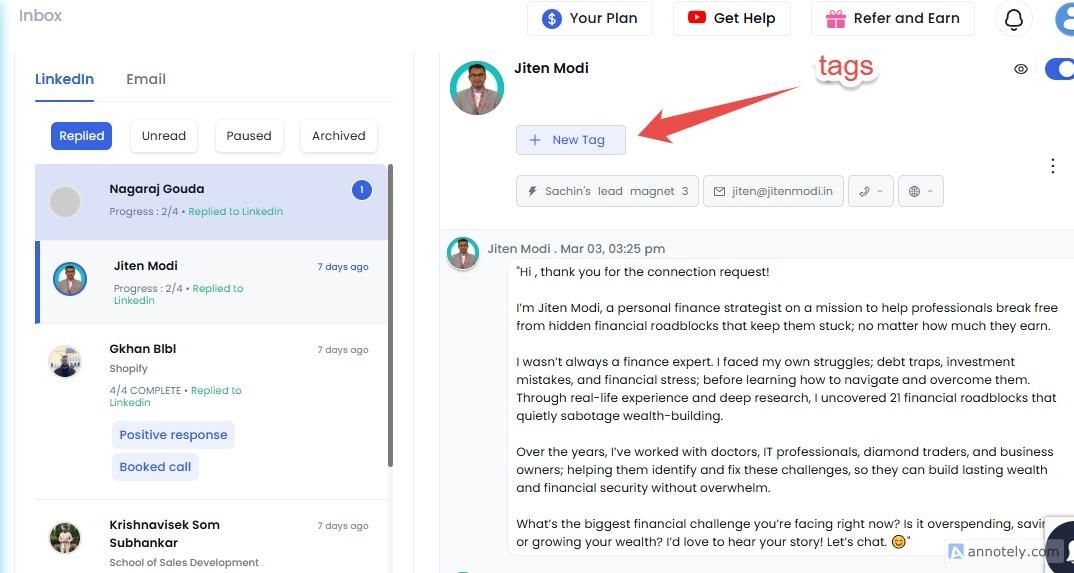 Screenshot of SalesRobot inbox with tags and connection request.