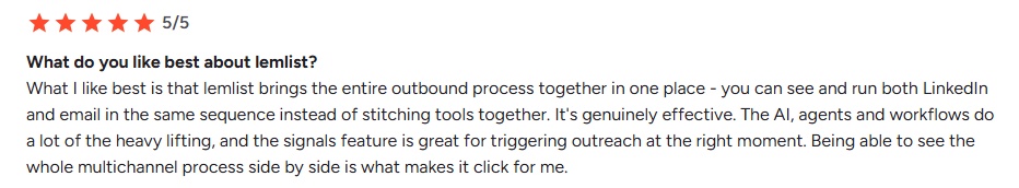 A 5/5 star review for lemlist, highlighting its ability to bring the entire outbound process together