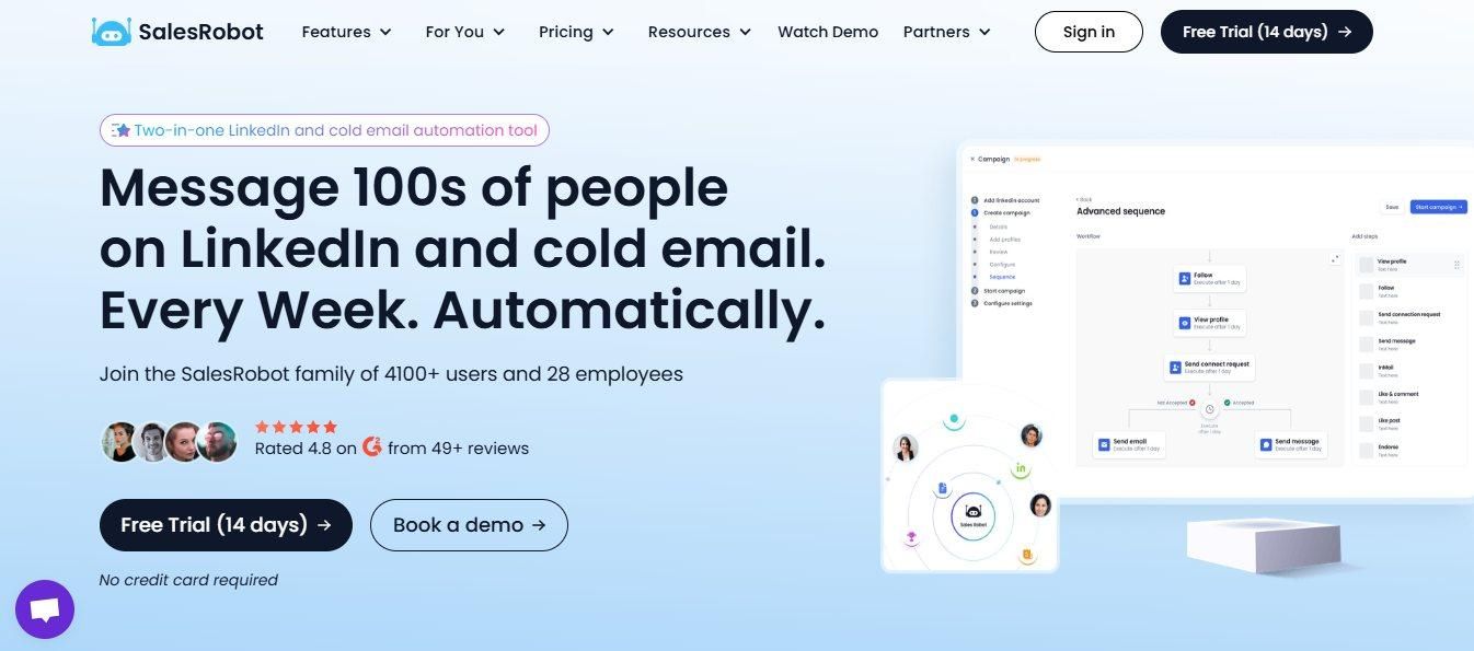 SalesRobot homepage featuring a headline about messaging 100s of people on LinkedIn and cold email automatically