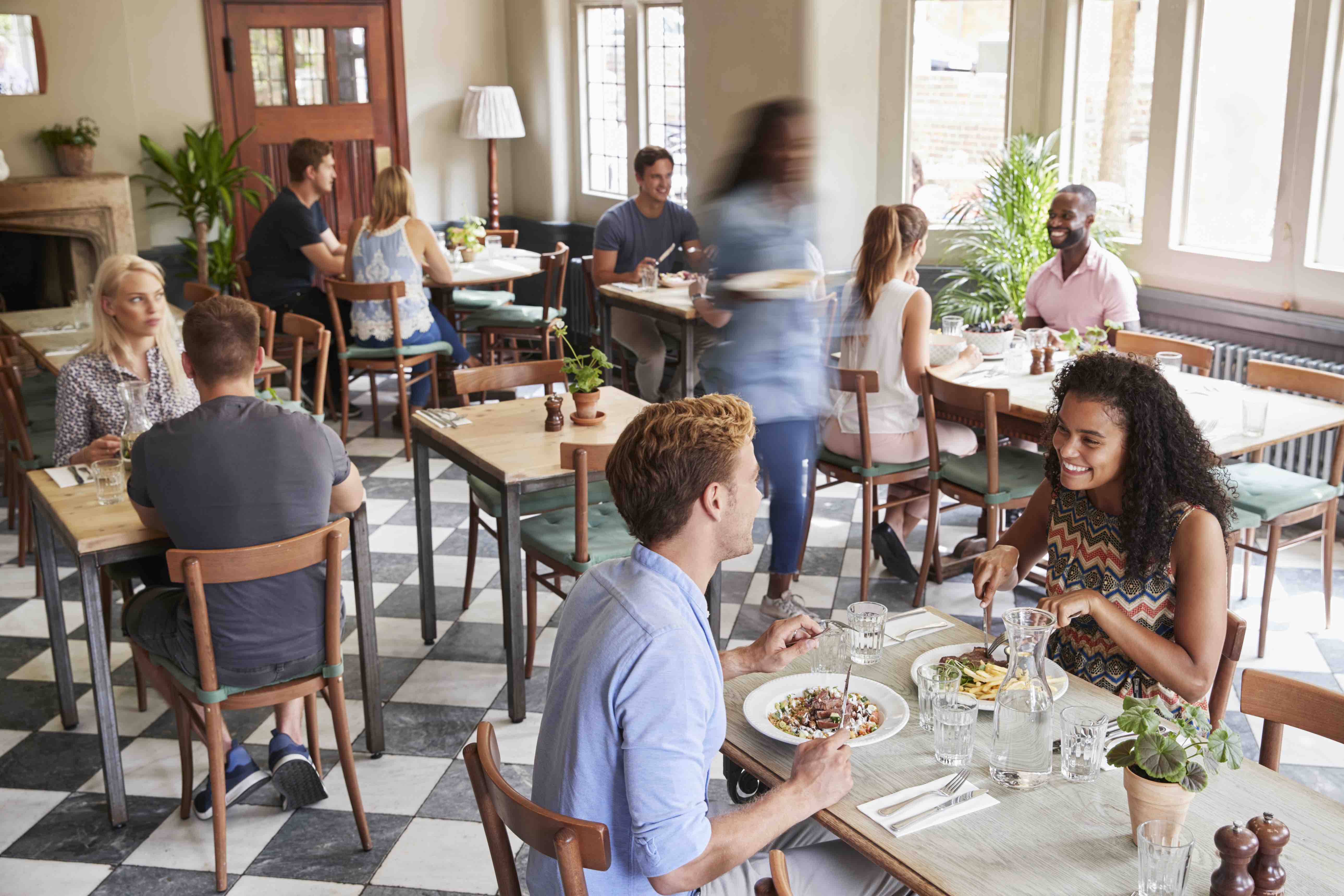The Complete Guide to Restaurant Hiring and Staffing