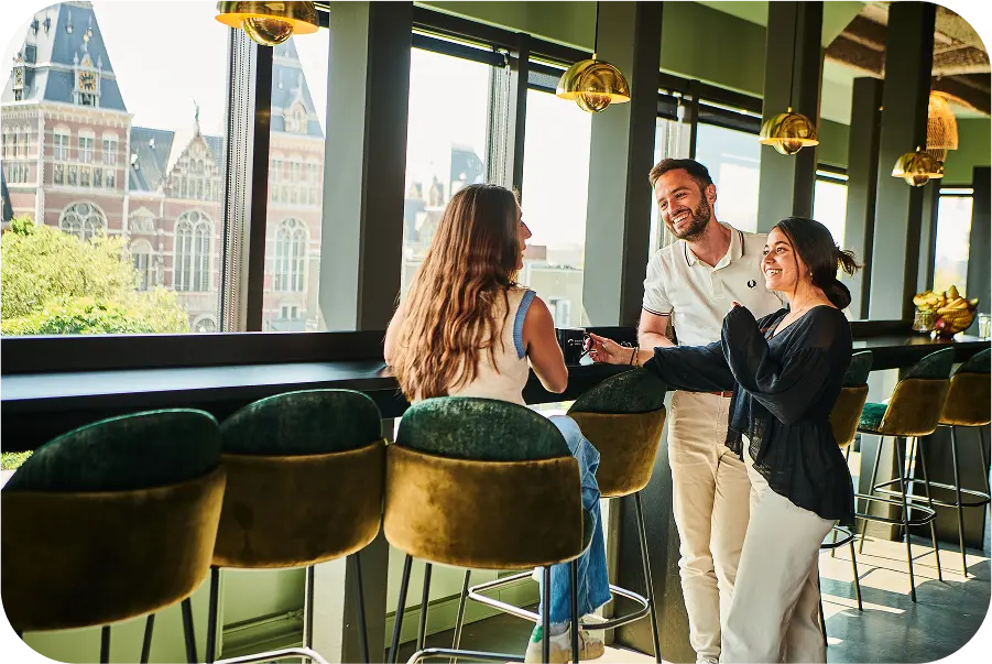 creative clicks - team spirit