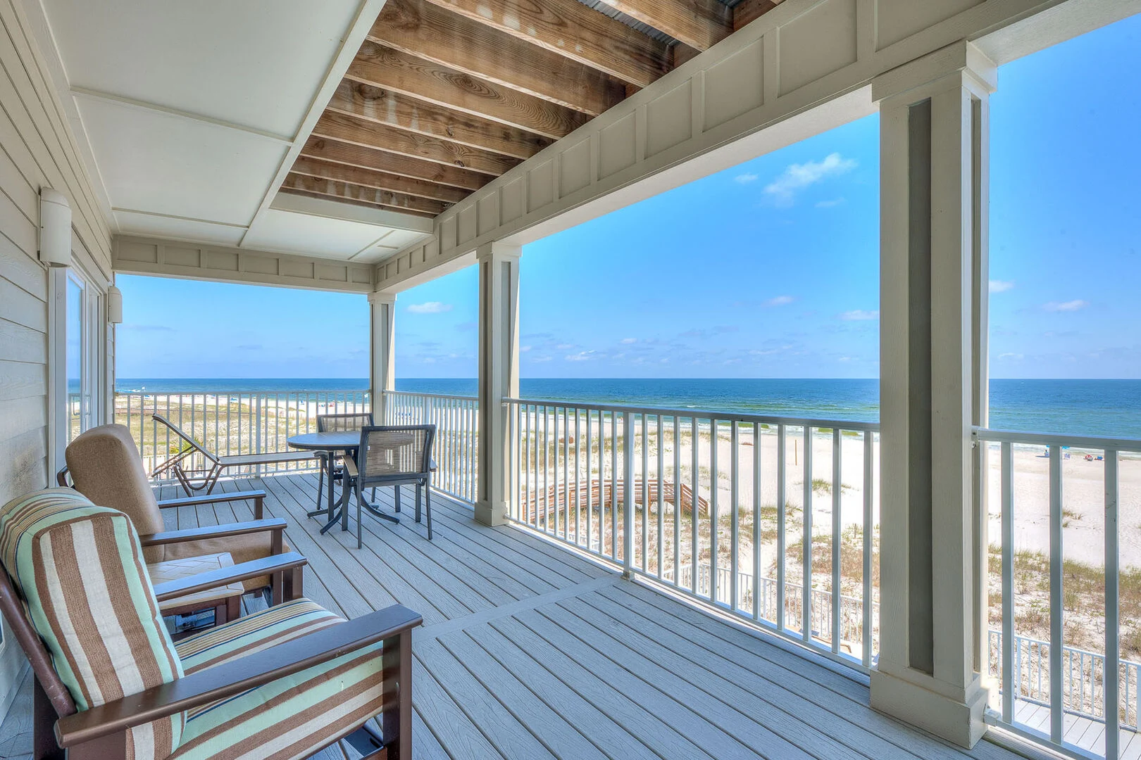 The Diamond Cottages at Romar — beachfront