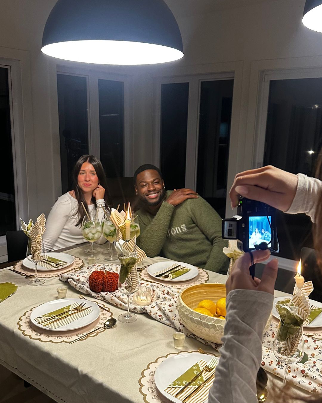 L'équipe Maude et Stevens qui dresse son assiette pour le premier souper presque parfait de la semaine