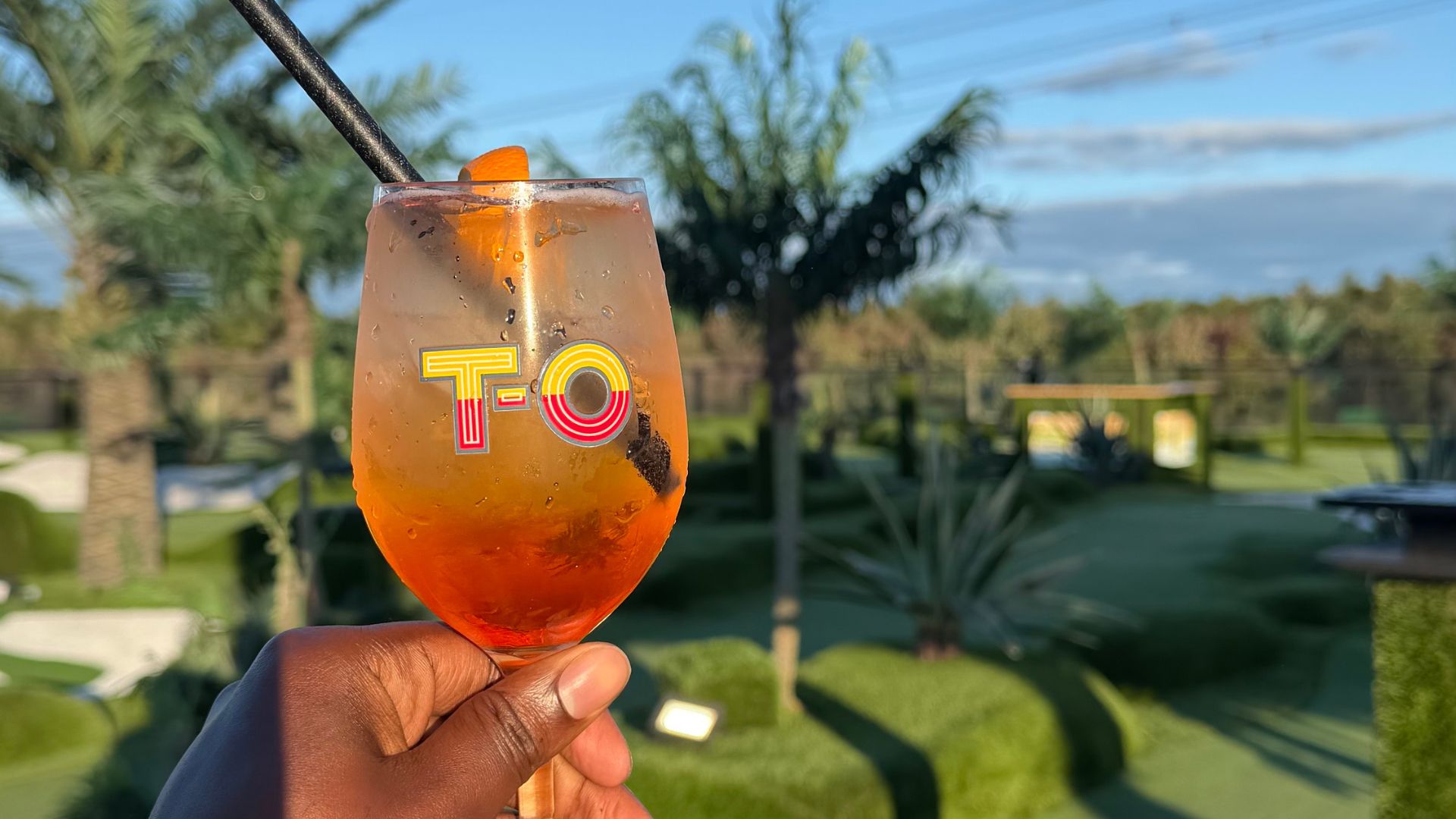 T-O Mirabel — Terrasse & Social Putting