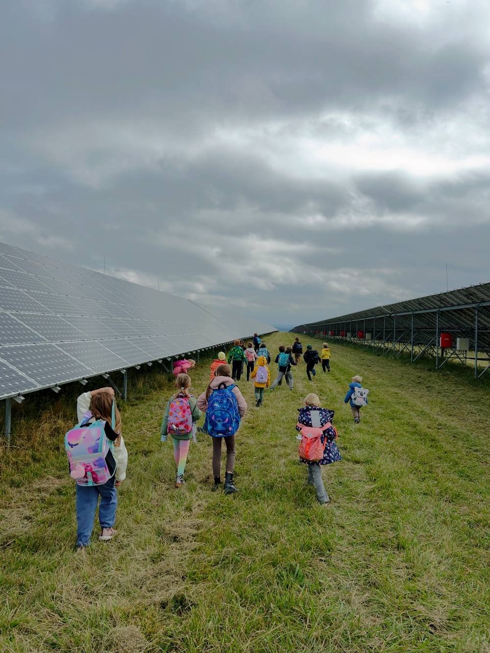 Školní exkurze v solární elektrárně.