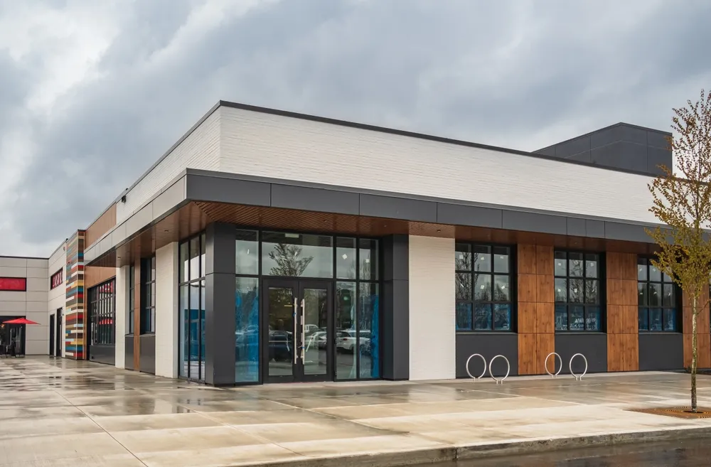 Avoid These Common Lease Mistakes: Expert Tips for Gym Owners.