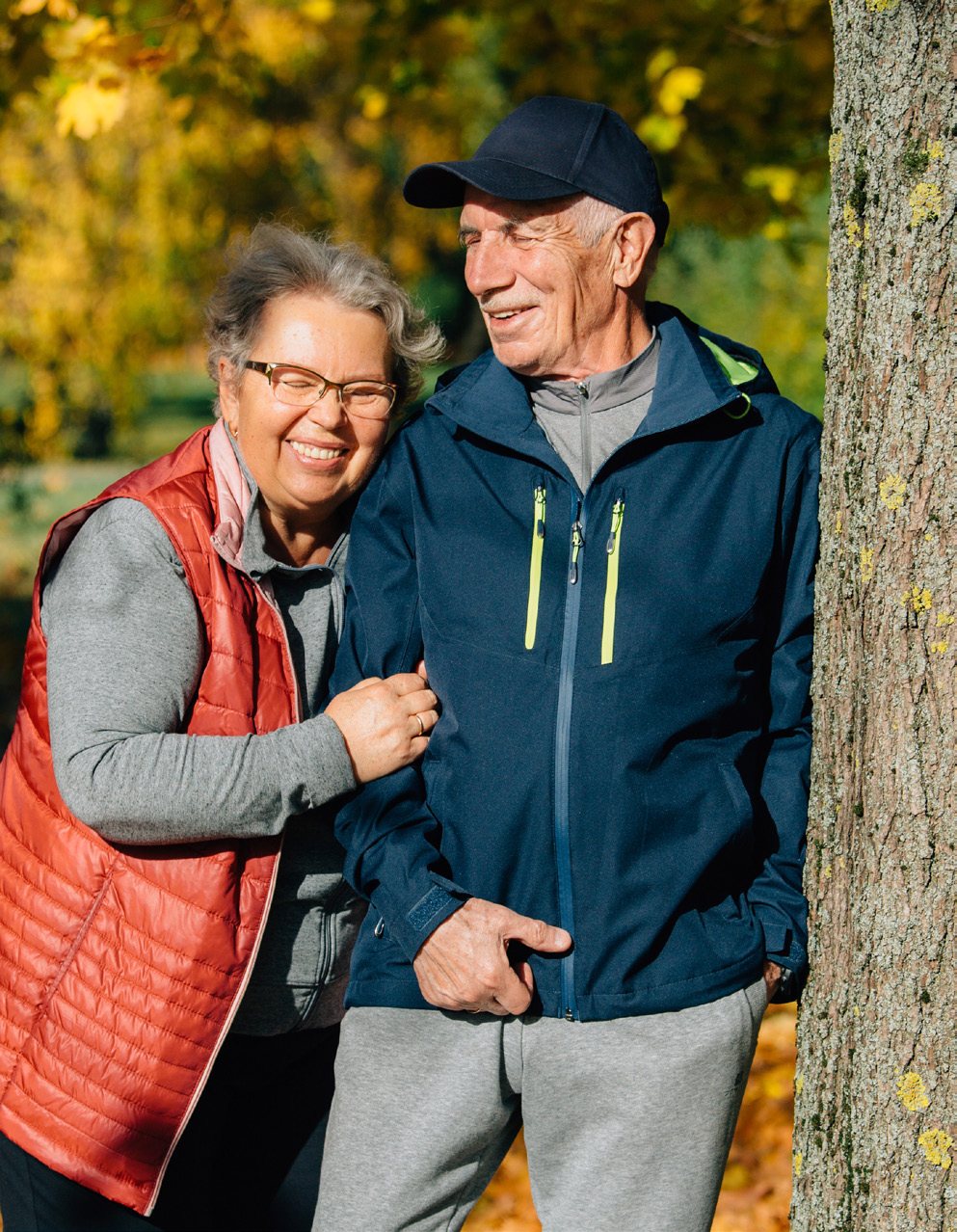 Couple playing pickleball