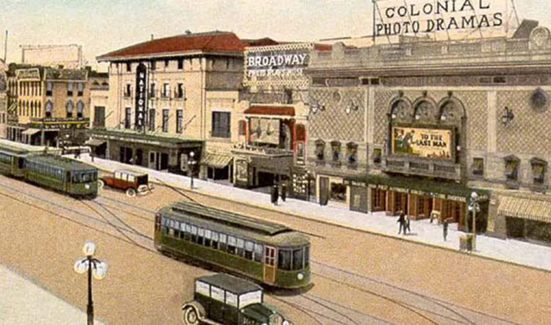 1923 postcard showing electric streetcars of the Richmond Union Passenger Railway running past theaters in Richmond, Virginia.